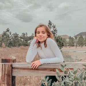 Meet your Posher, Juana